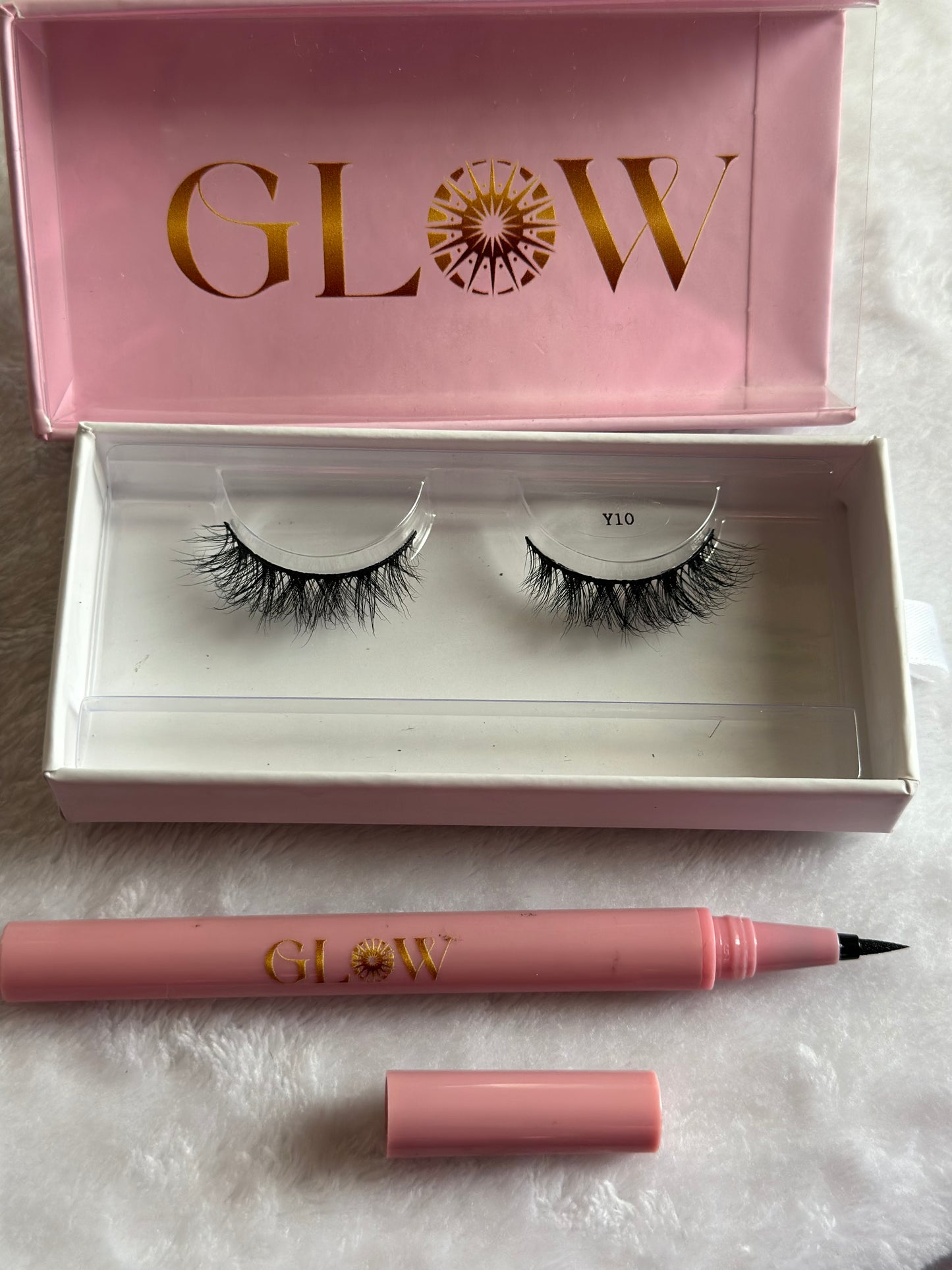 Lashes glow