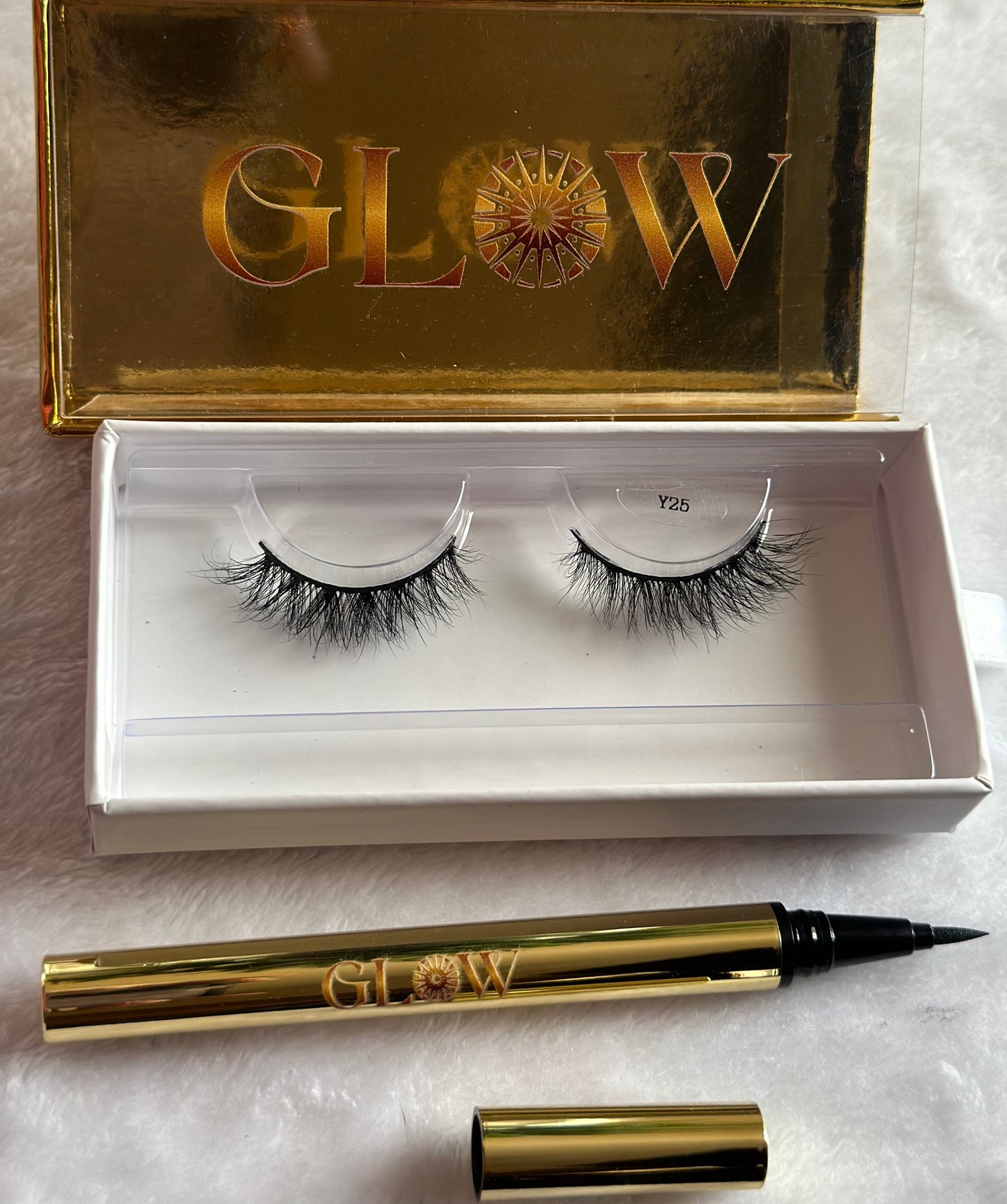 Lashes glow